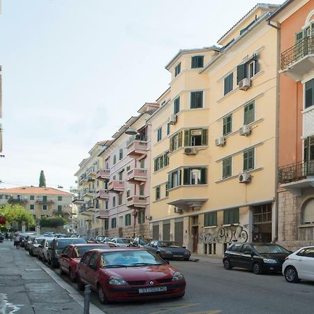Apis Split Apartment Luaran gambar