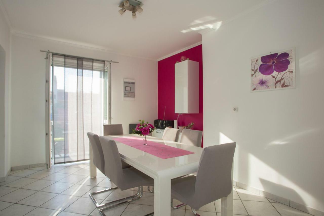 Apis Split Apartment Luaran gambar