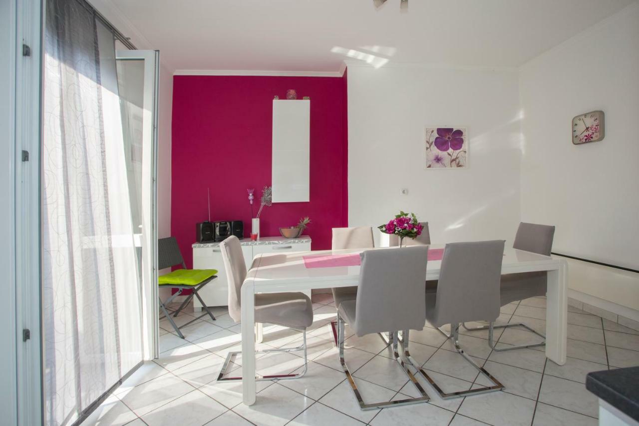 Apis Split Apartment Luaran gambar