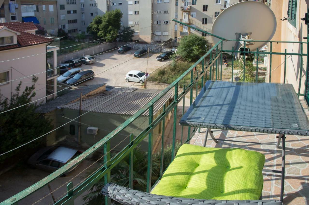 Apis Split Apartment Luaran gambar